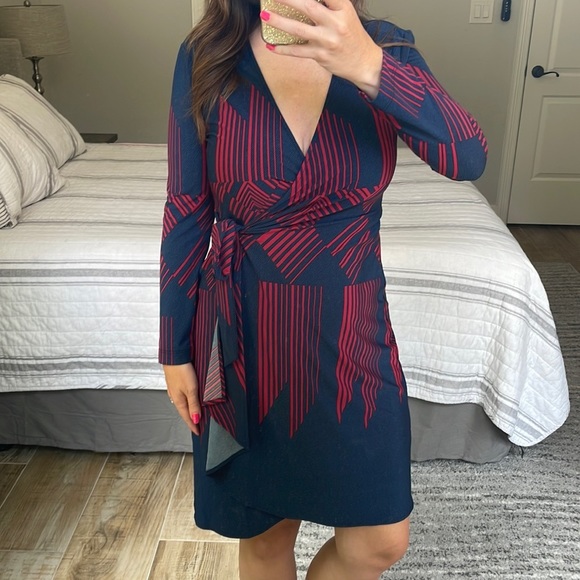 BCBG Wrap Dress size XS - Picture 1 of 6